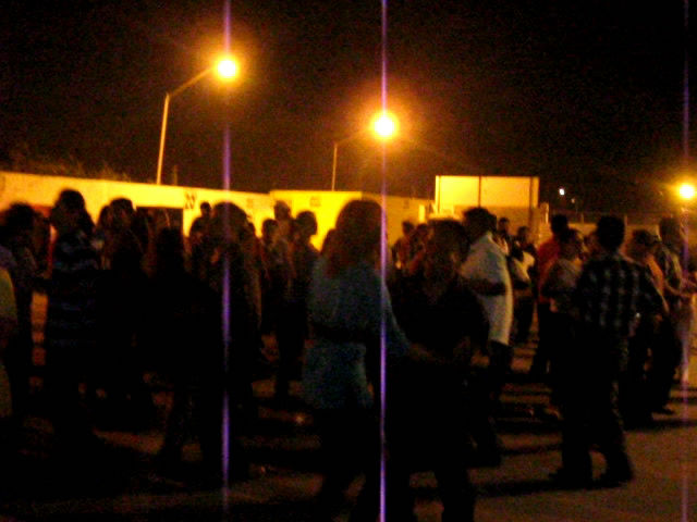 aca la razita disfrutando el baile